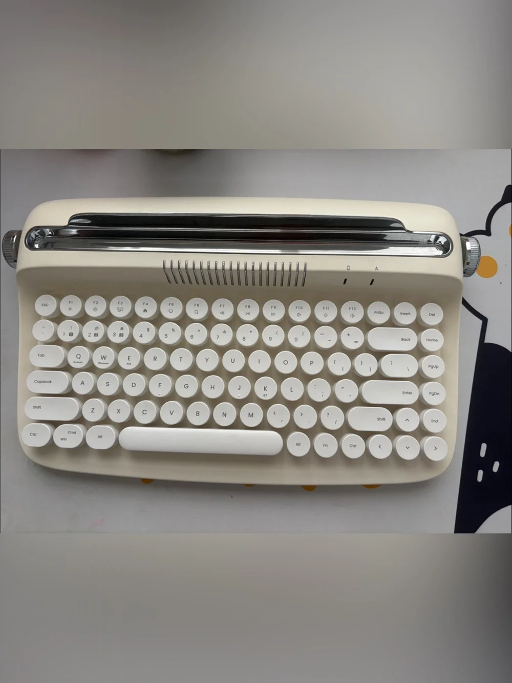 Actor & Yunzii keyboard